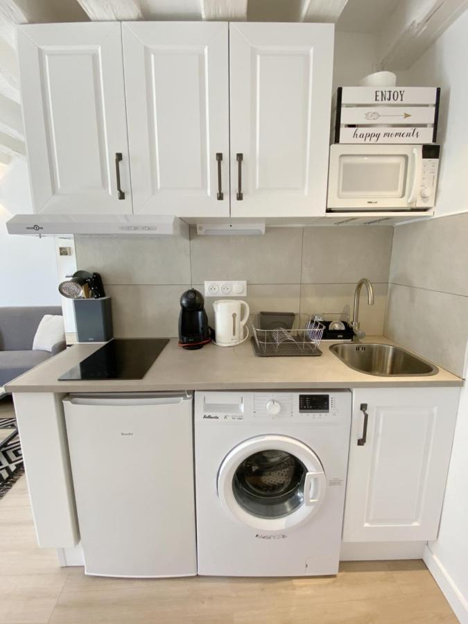 Le Petit France - Hyper Centre De Fontainebleau - Proche Insead Apartman Kültér fotó